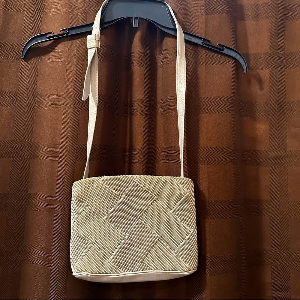 Sharif Gold Tan Woven Crossbody Shoulder Bag Perfect Condition!